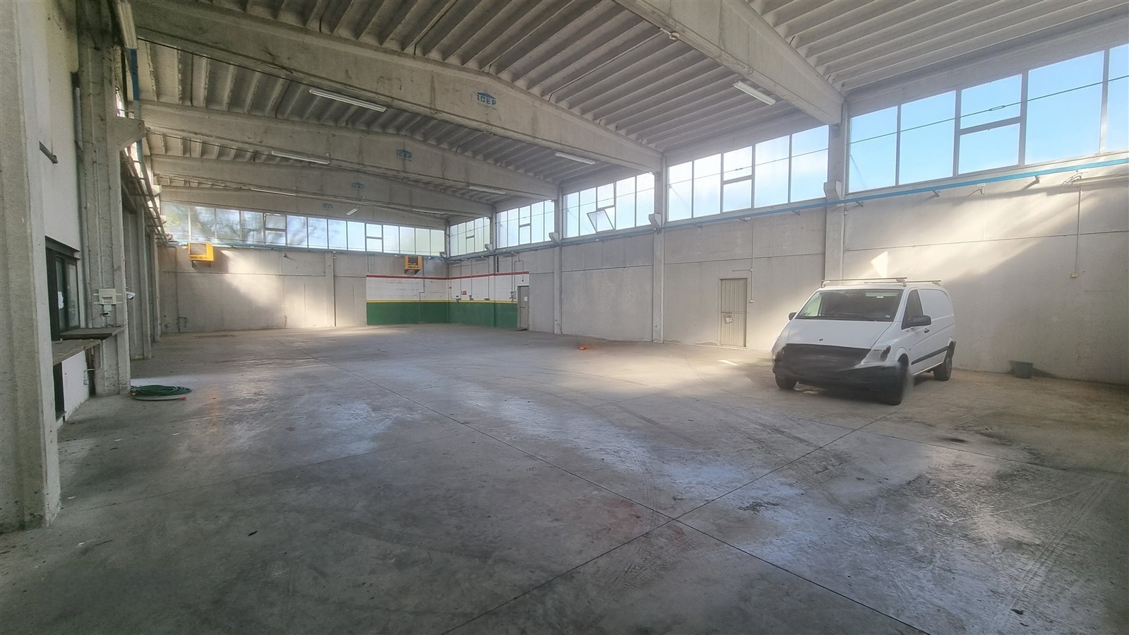 Magazzino in affitto in via della bassa 103, Lesignano de' Bagni