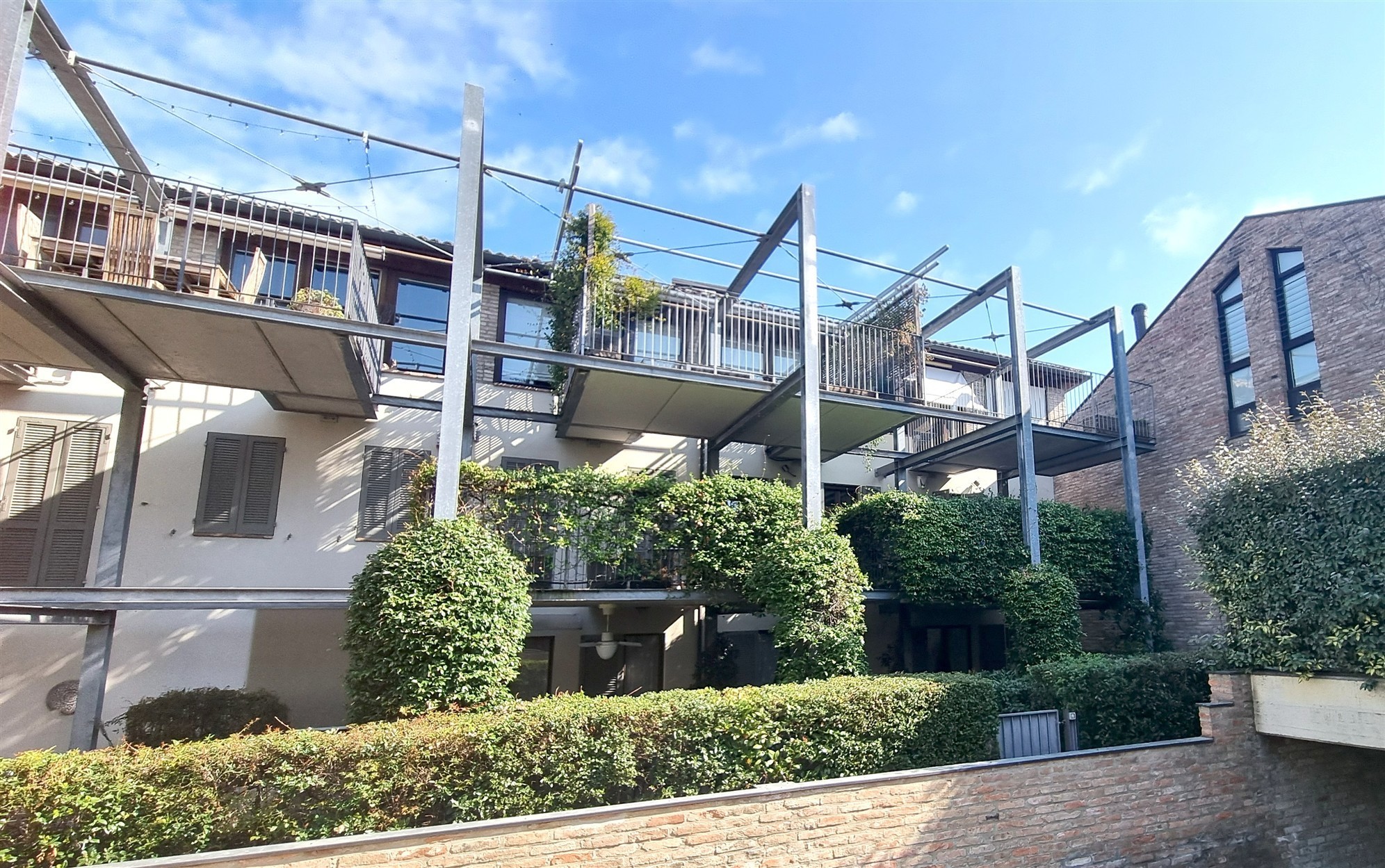 Trilocale con terrazzo in strada bassa dei folli 200, Parma