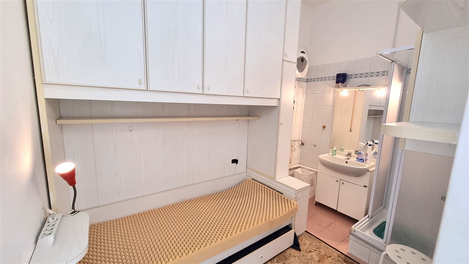 Monolocale in affitto in strada langhirano 464, Parma