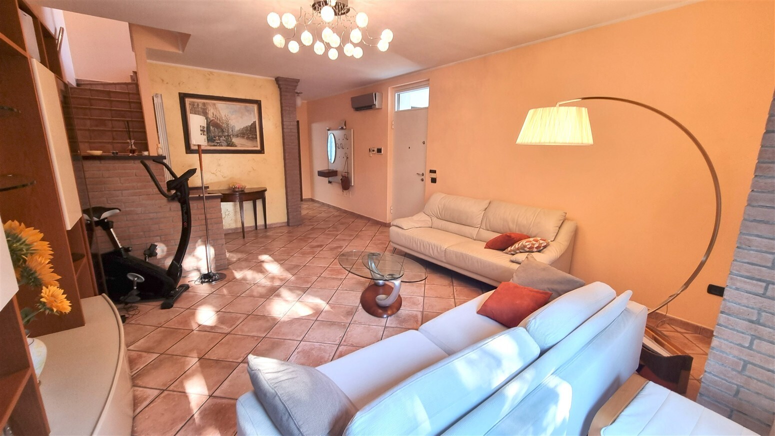 Villetta a schiera con giardino in via ottavio pattacini 7, Parma