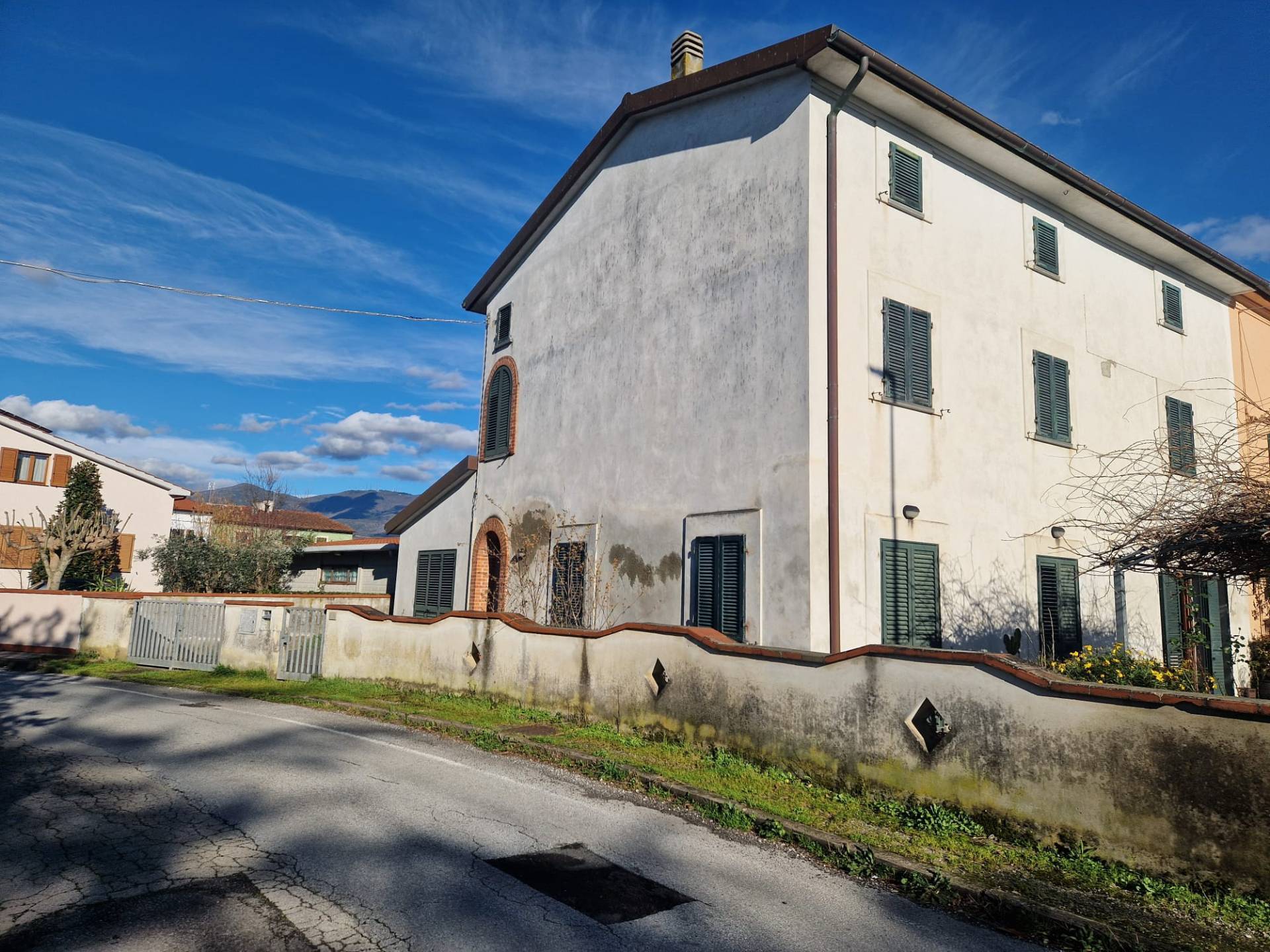 Rustico in vendita a Cascina