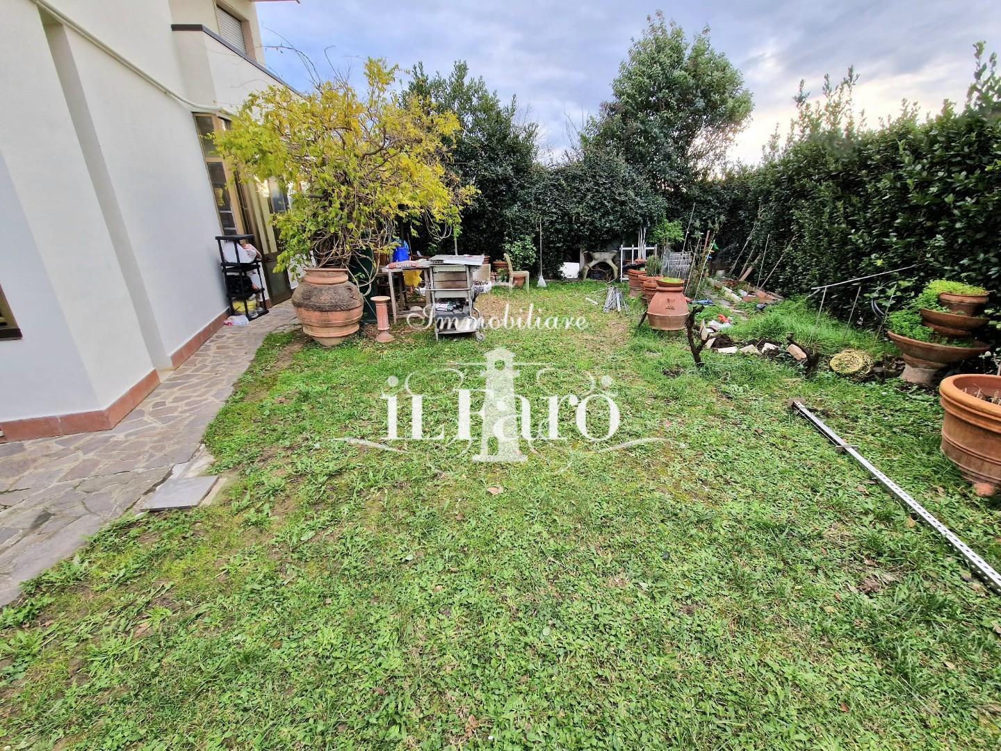 Appartamento con giardino a Campi Bisenzio