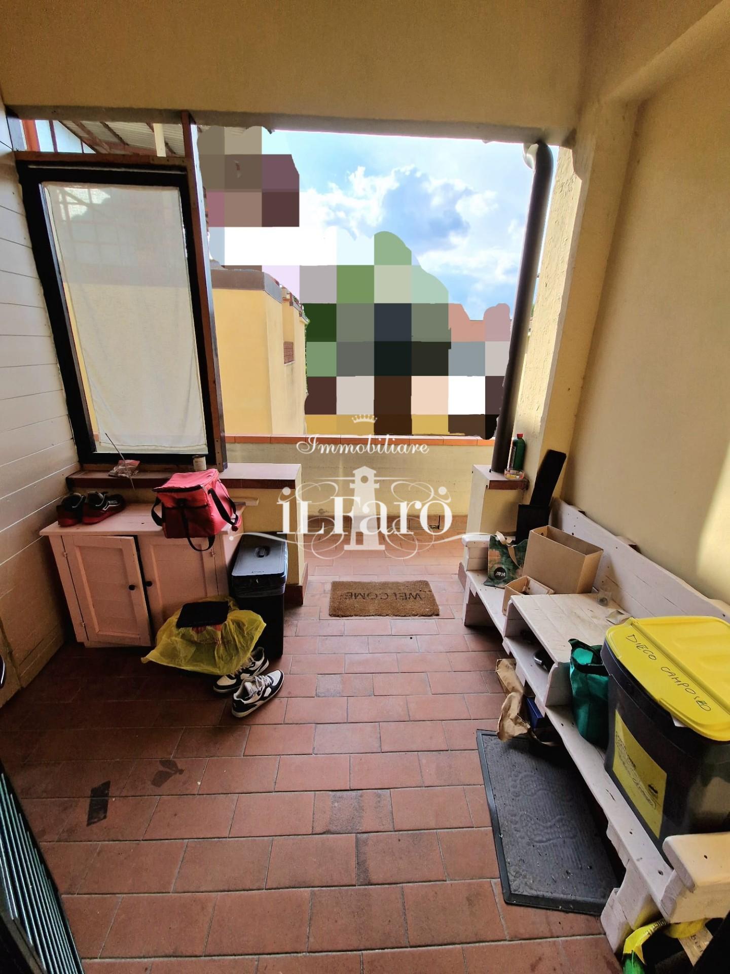 Bilocale con terrazzo, Campi Bisenzio san martino