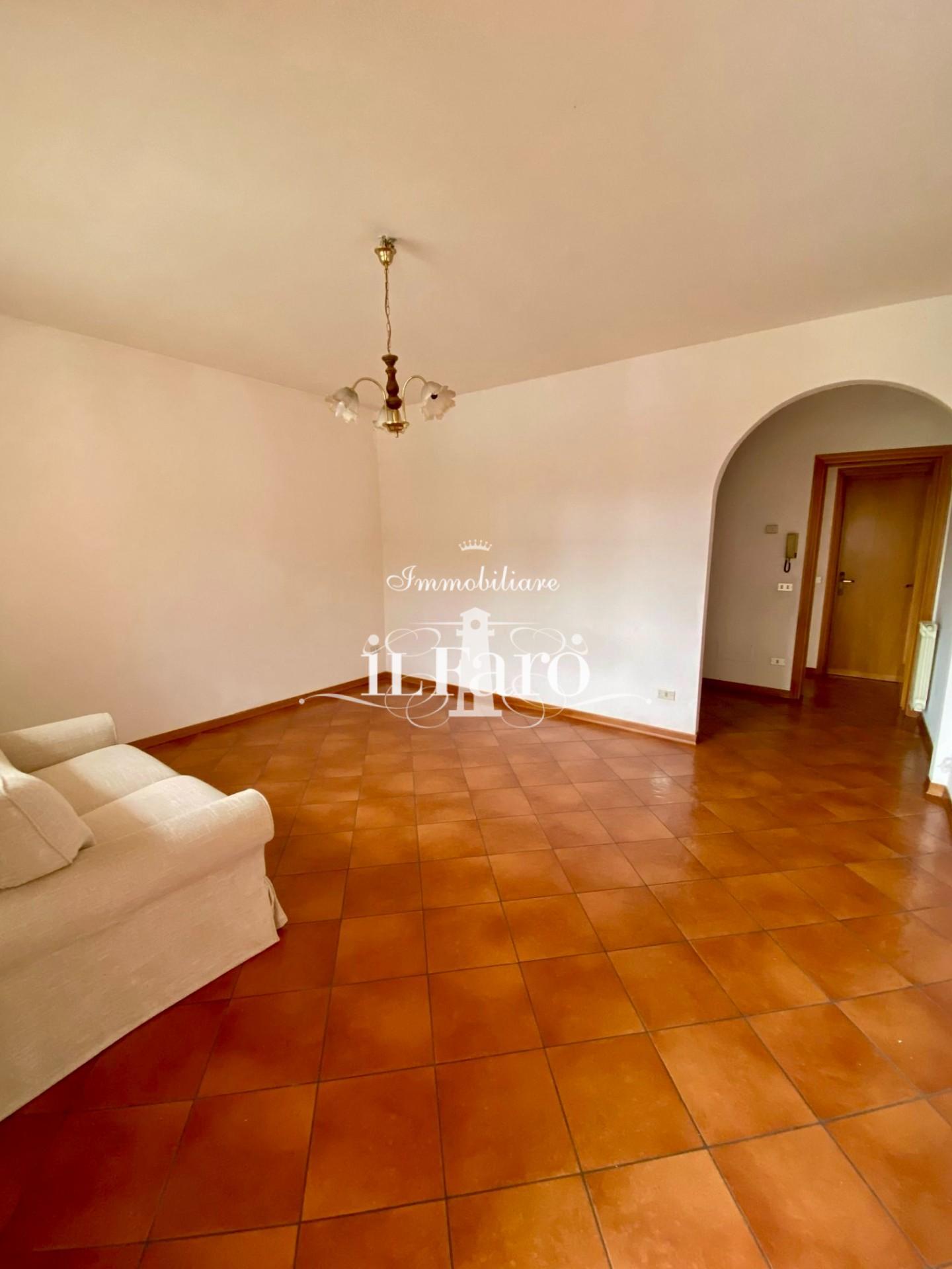 Villa con giardino a Viareggio