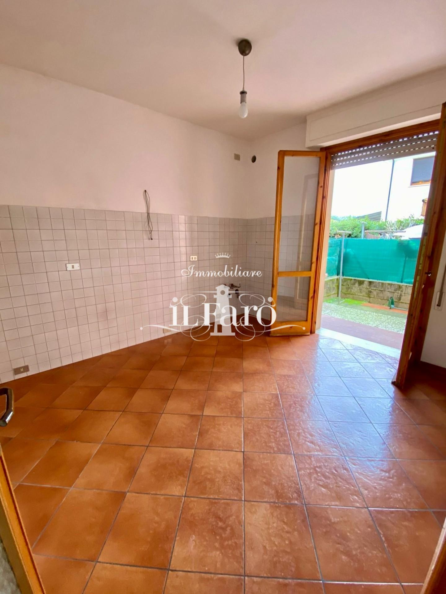 Villa con giardino a Viareggio