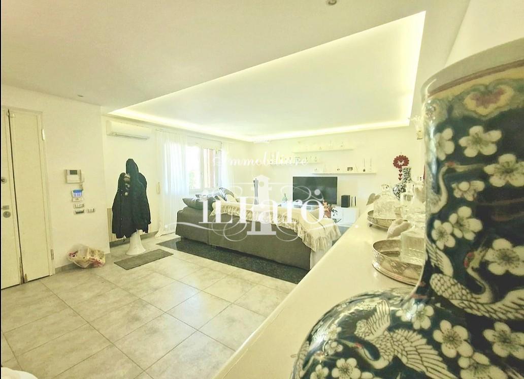 Villa con giardino a Cascina