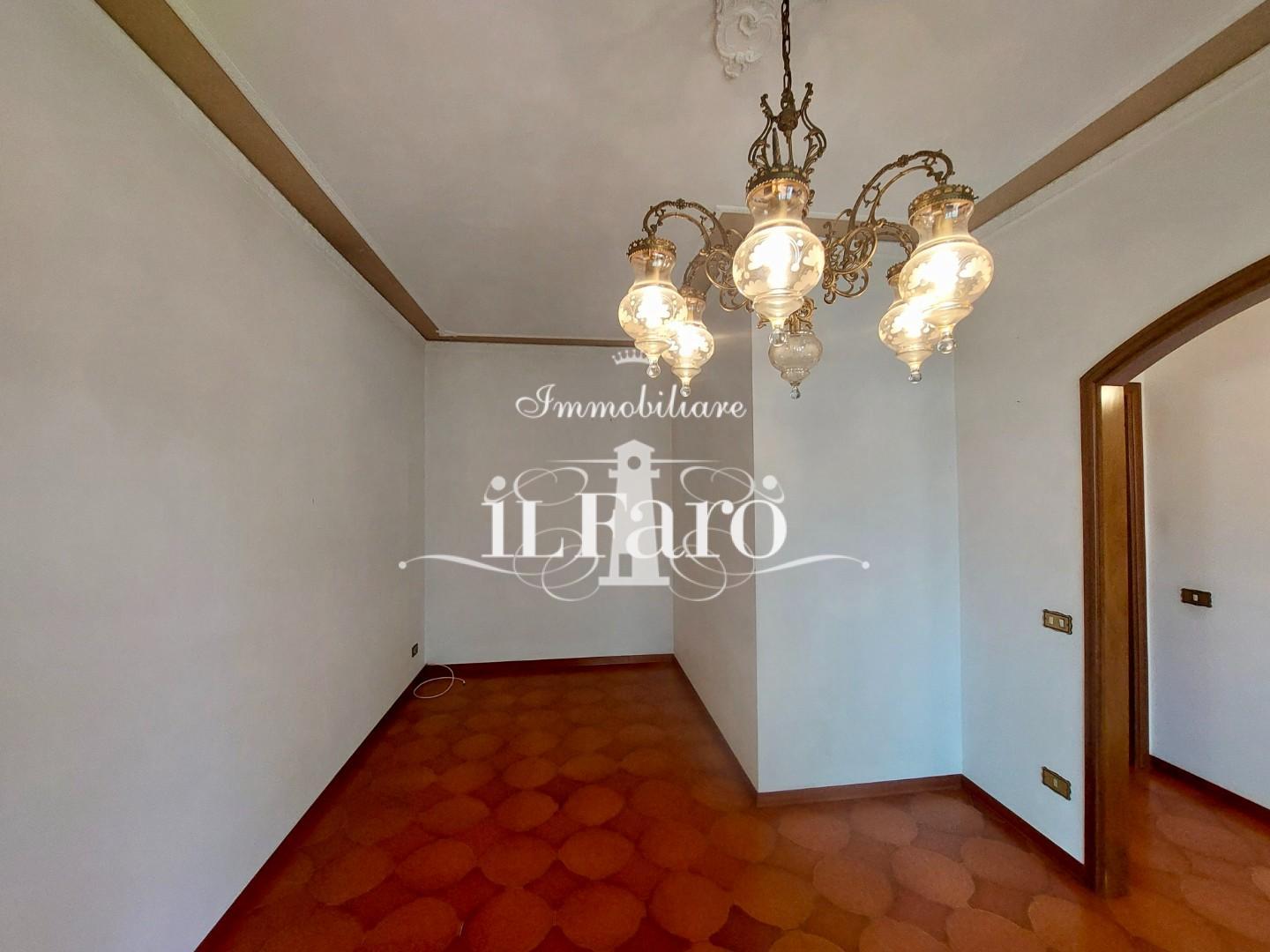 Villa Bifamiliare in vendita a Viareggio
