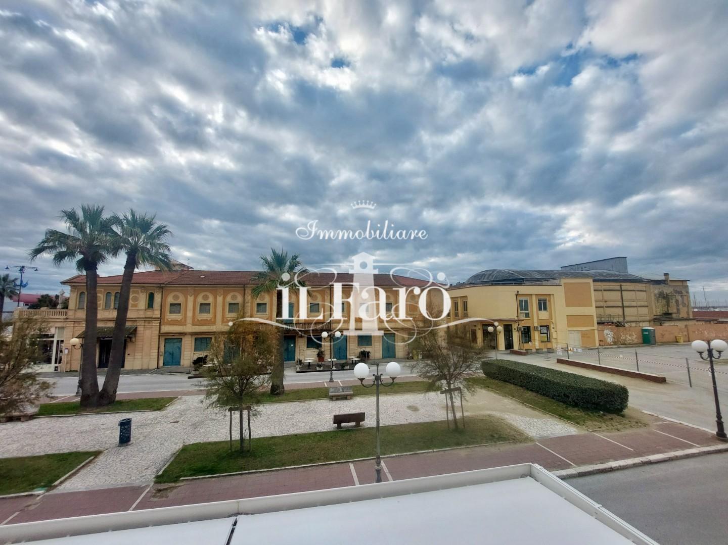 Appartamento in vendita a Viareggio