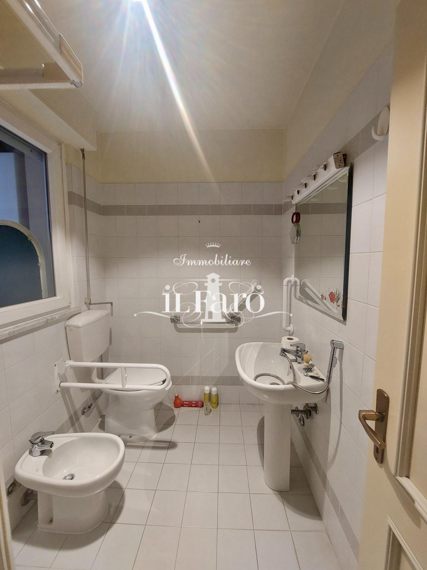 Appartamento in vendita a Viareggio