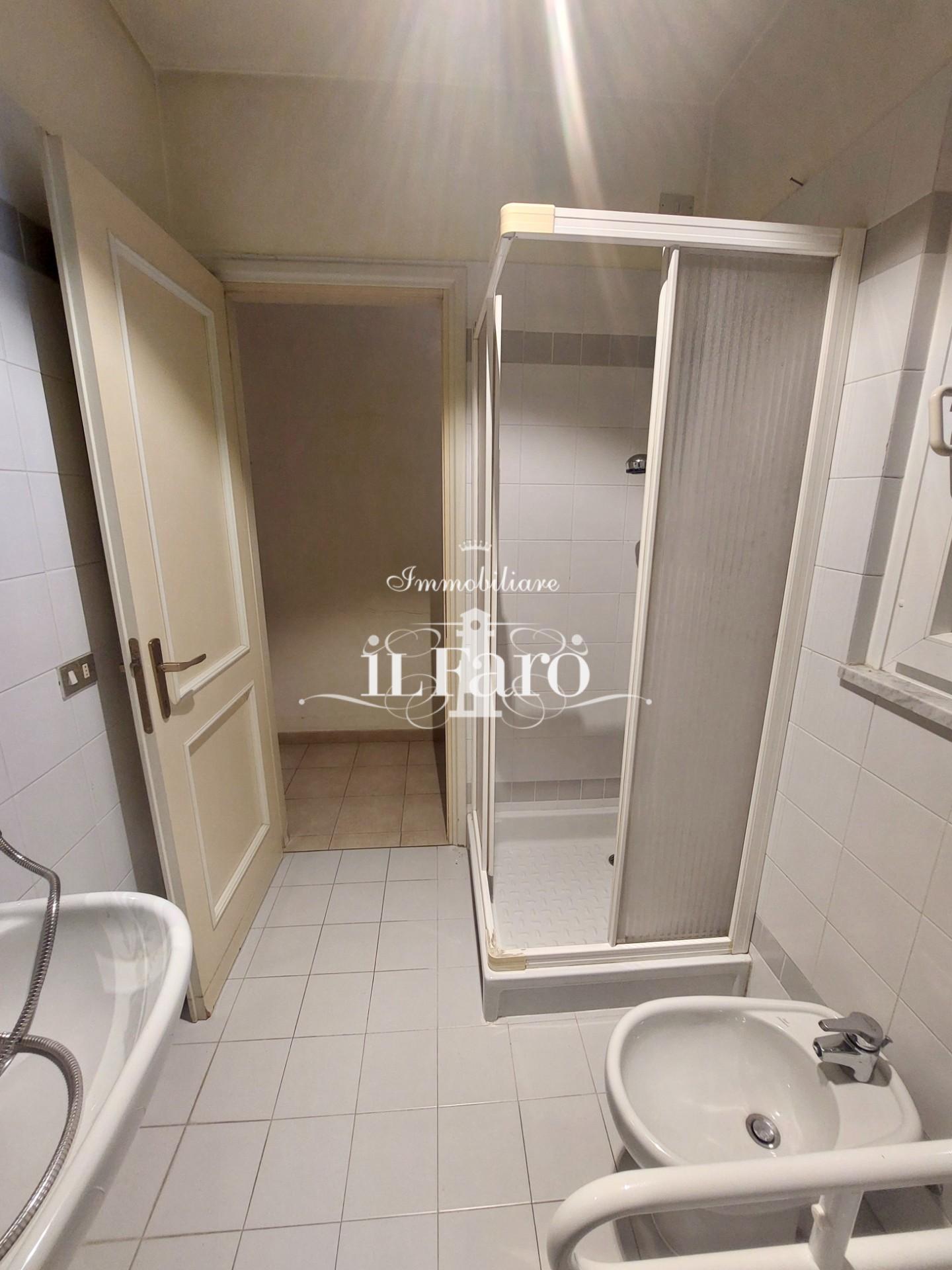 Appartamento in vendita a Viareggio