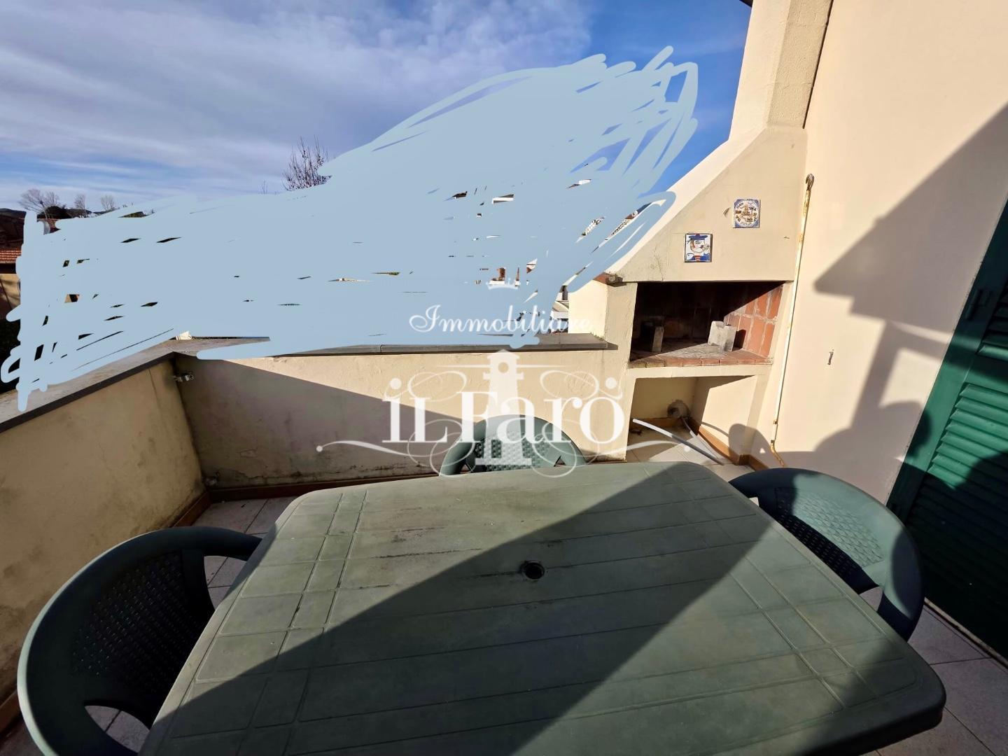 Casa indipendente con giardino, Pietrasanta marina di