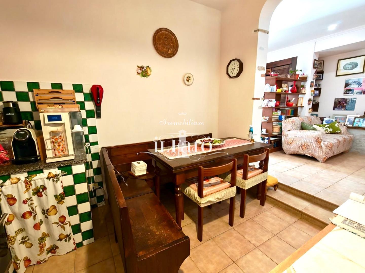 Casa indipendente con giardino a Camaiore