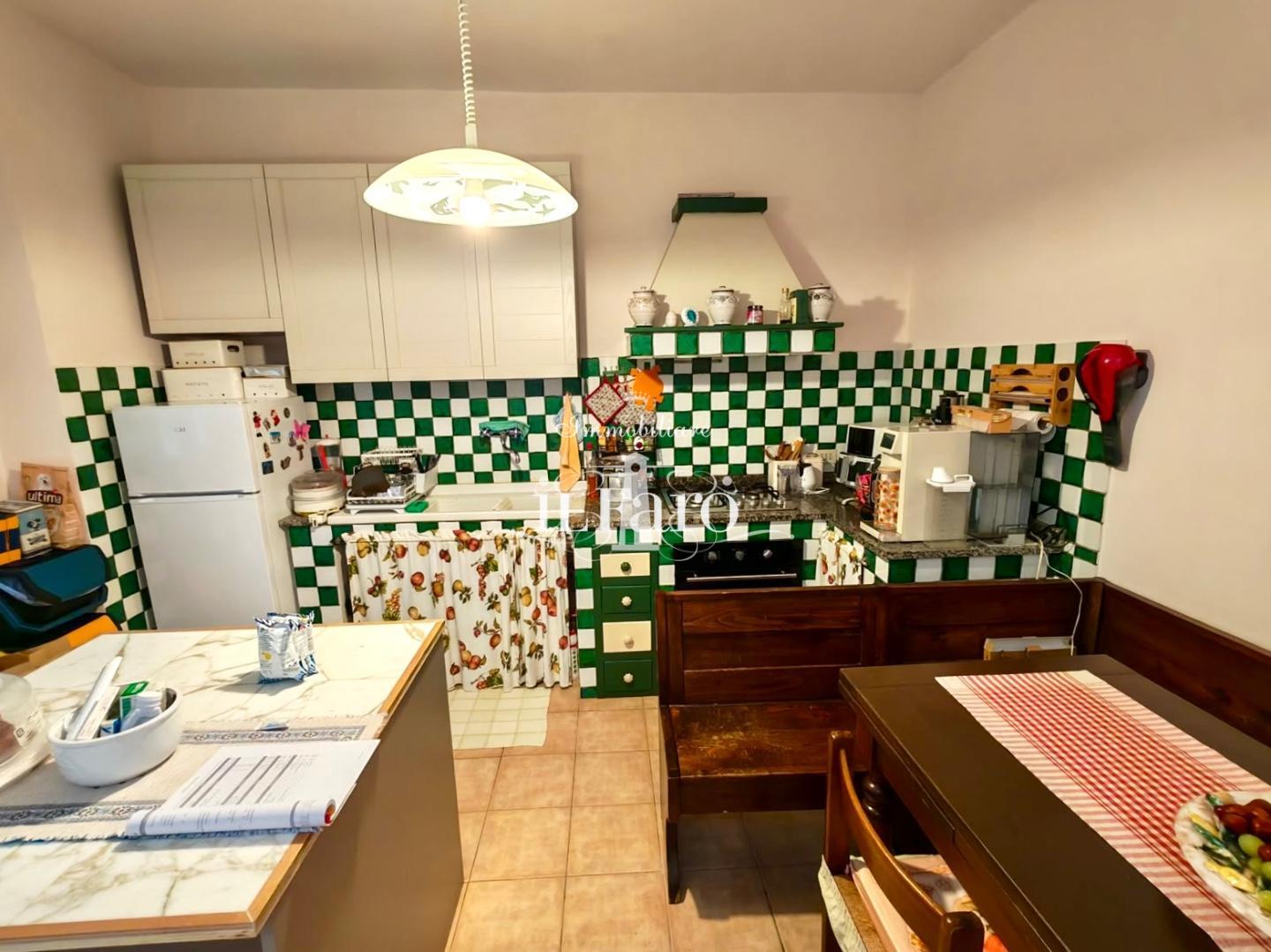 Casa indipendente con giardino a Camaiore