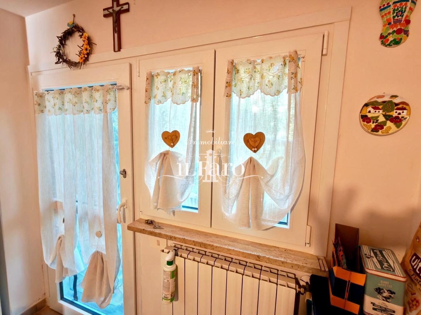 Casa indipendente con giardino a Camaiore