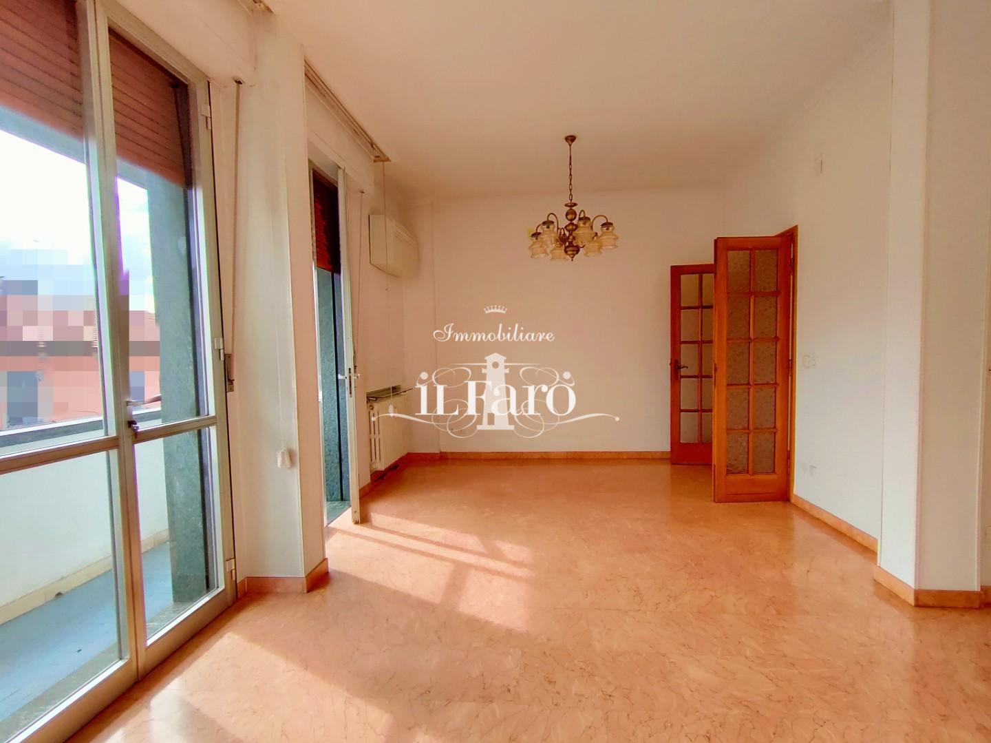 Appartamento con terrazzo, Pisa san martino