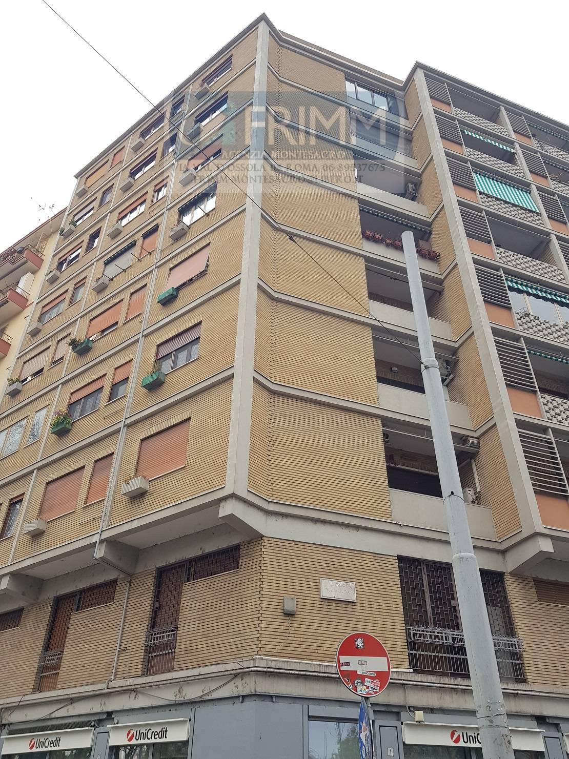 Monolocale arredato in affitto a Roma