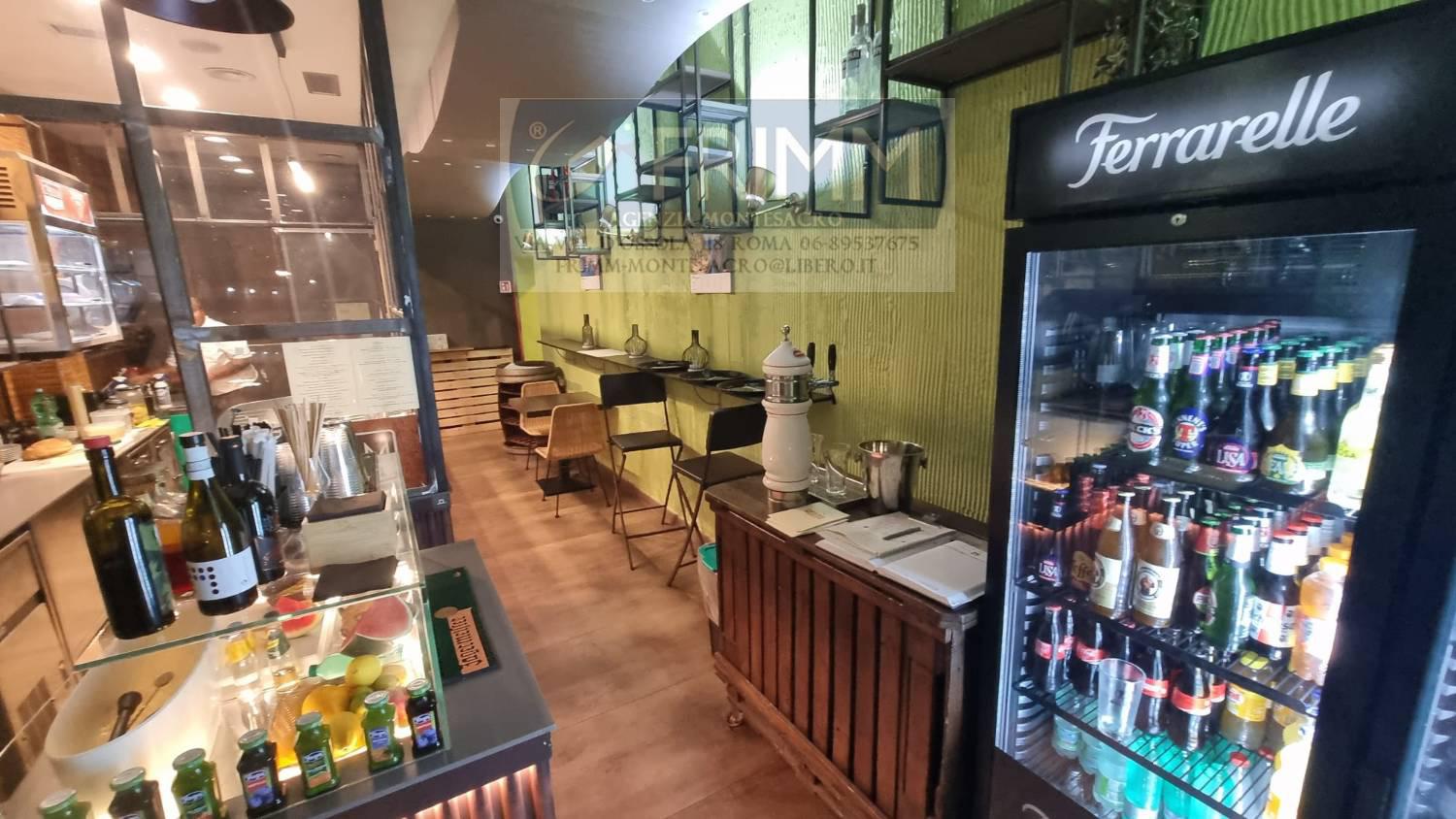 Attivit commerciale Ristorante e pizzeria con giardino a Roma