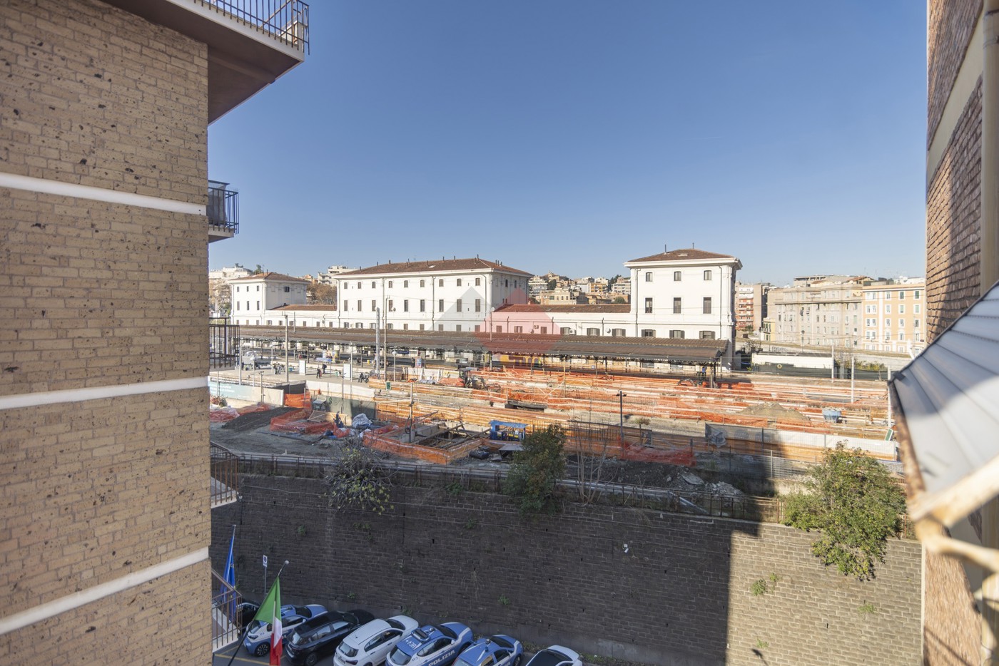 Bilocale da ristrutturare a Roma