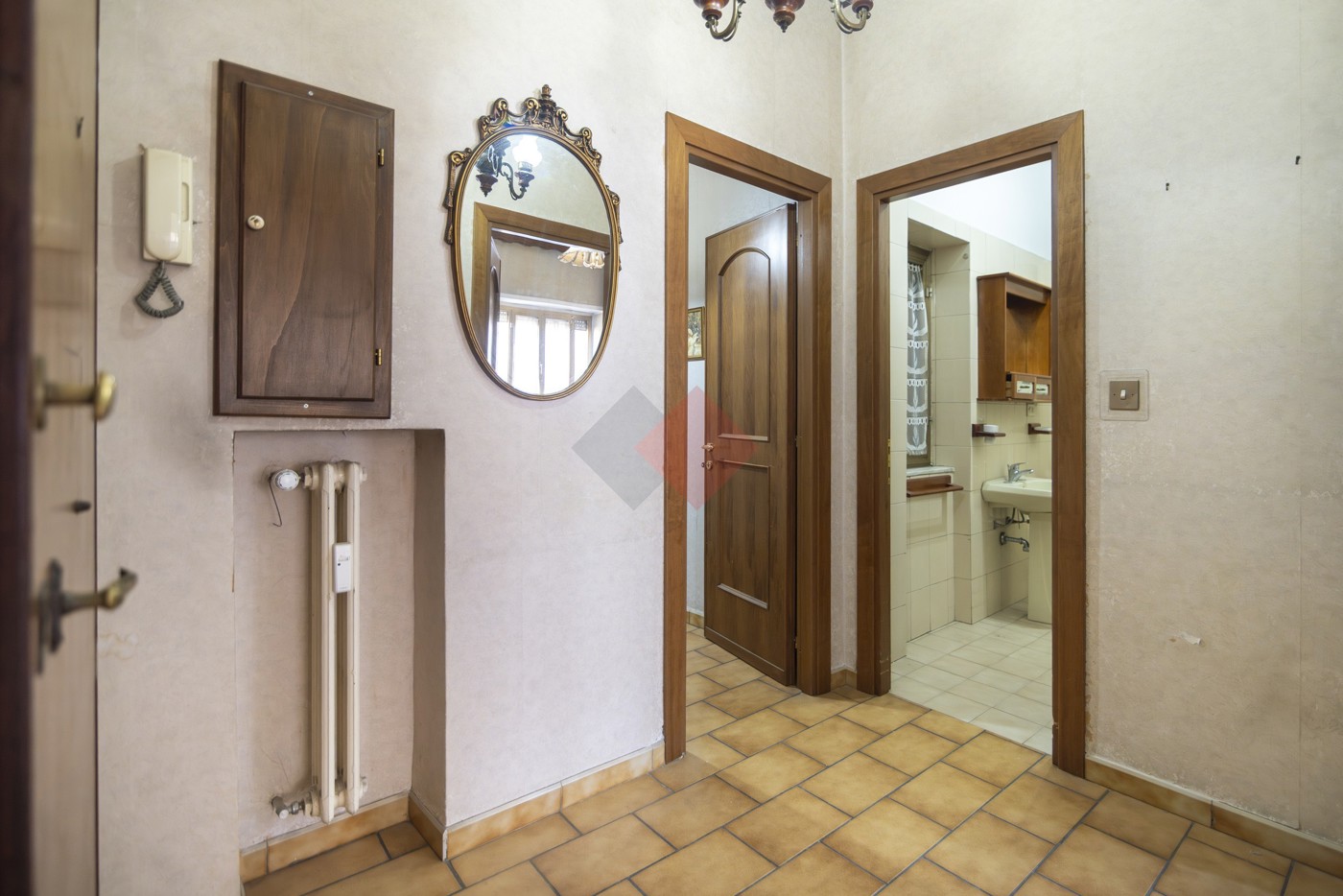 Bilocale da ristrutturare a Roma