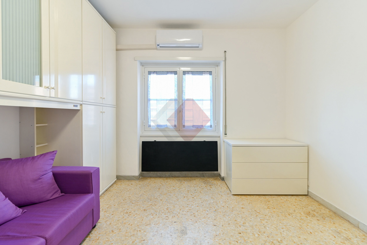 Monolocale arredato in affitto a Roma