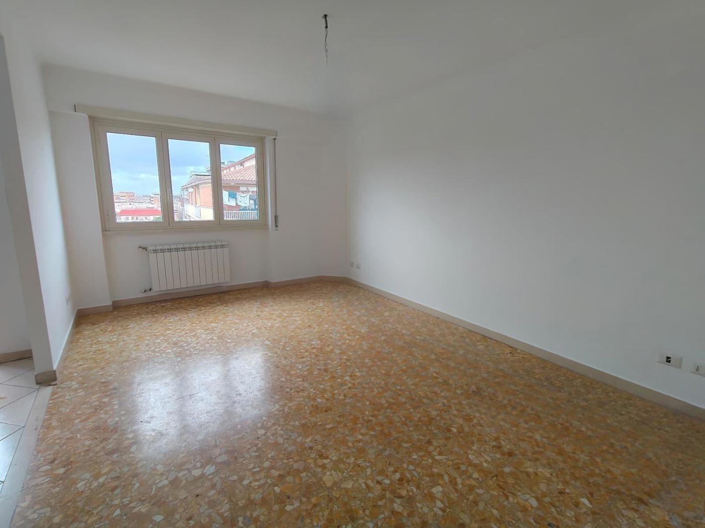 Trilocale ristrutturato a Roma