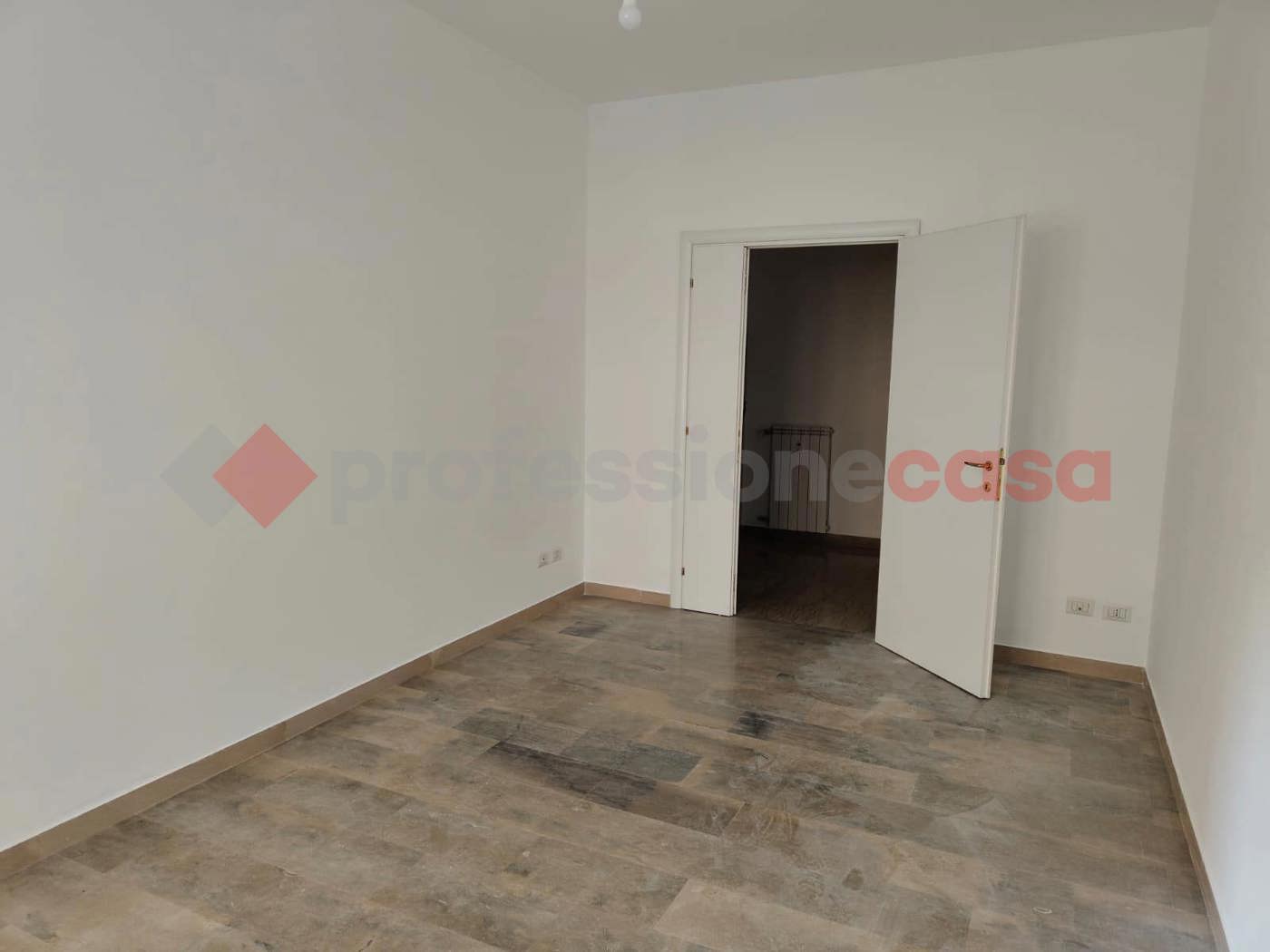 Bilocale ristrutturato a Roma