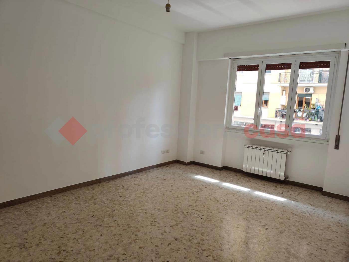 Bilocale ristrutturato a Roma