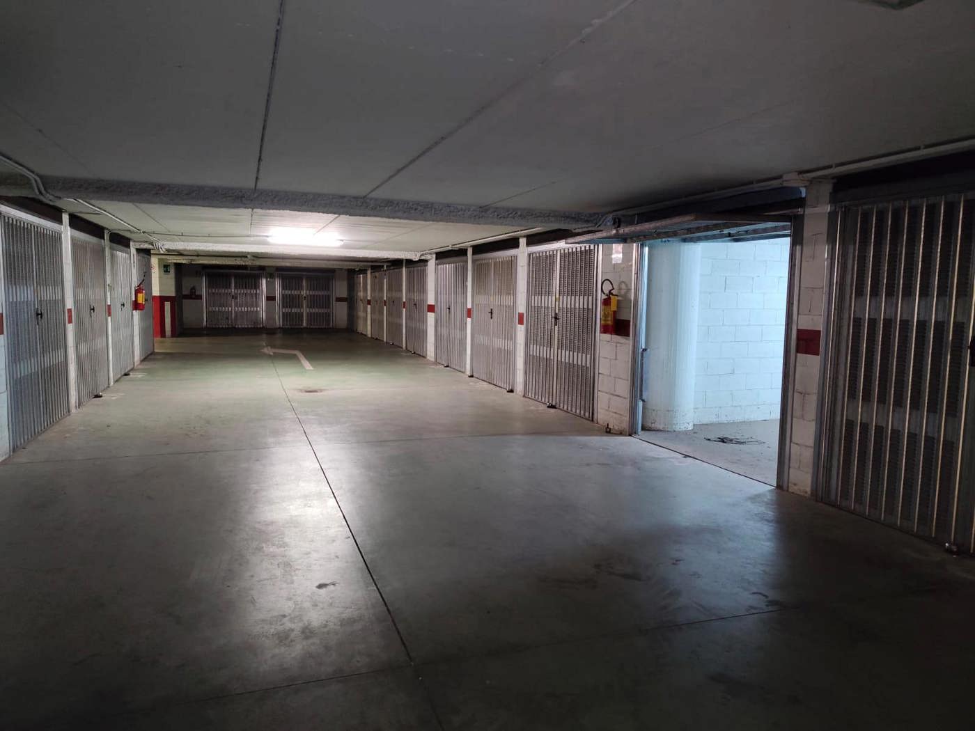 Box/Garage 16mq in vendita a Roma