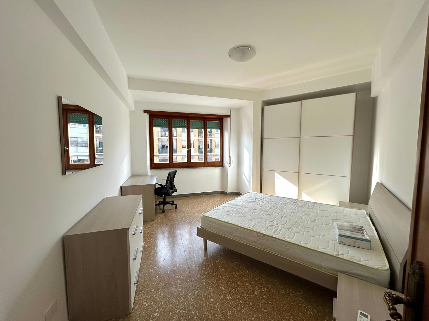 Monolocale arredato in affitto a Roma