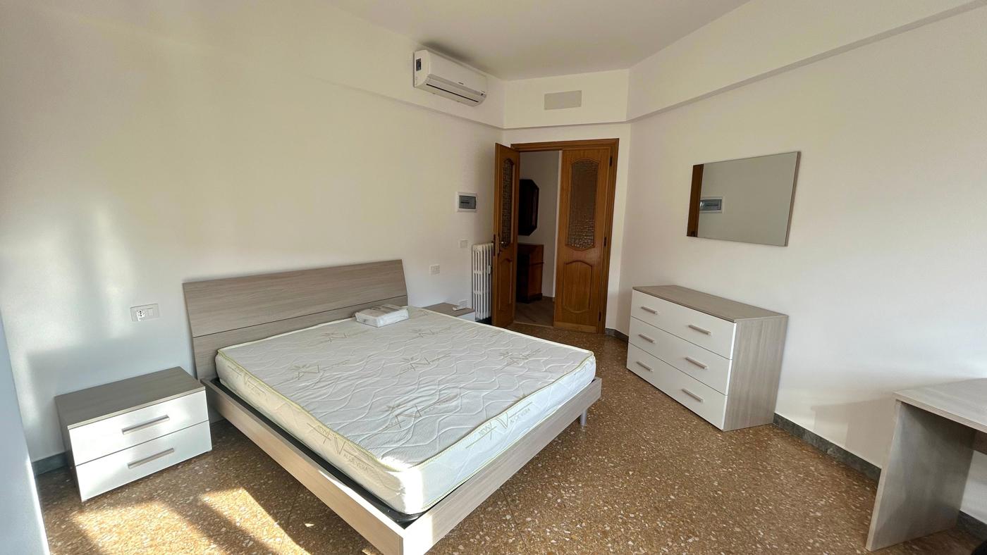 Monolocale arredato in affitto a Roma