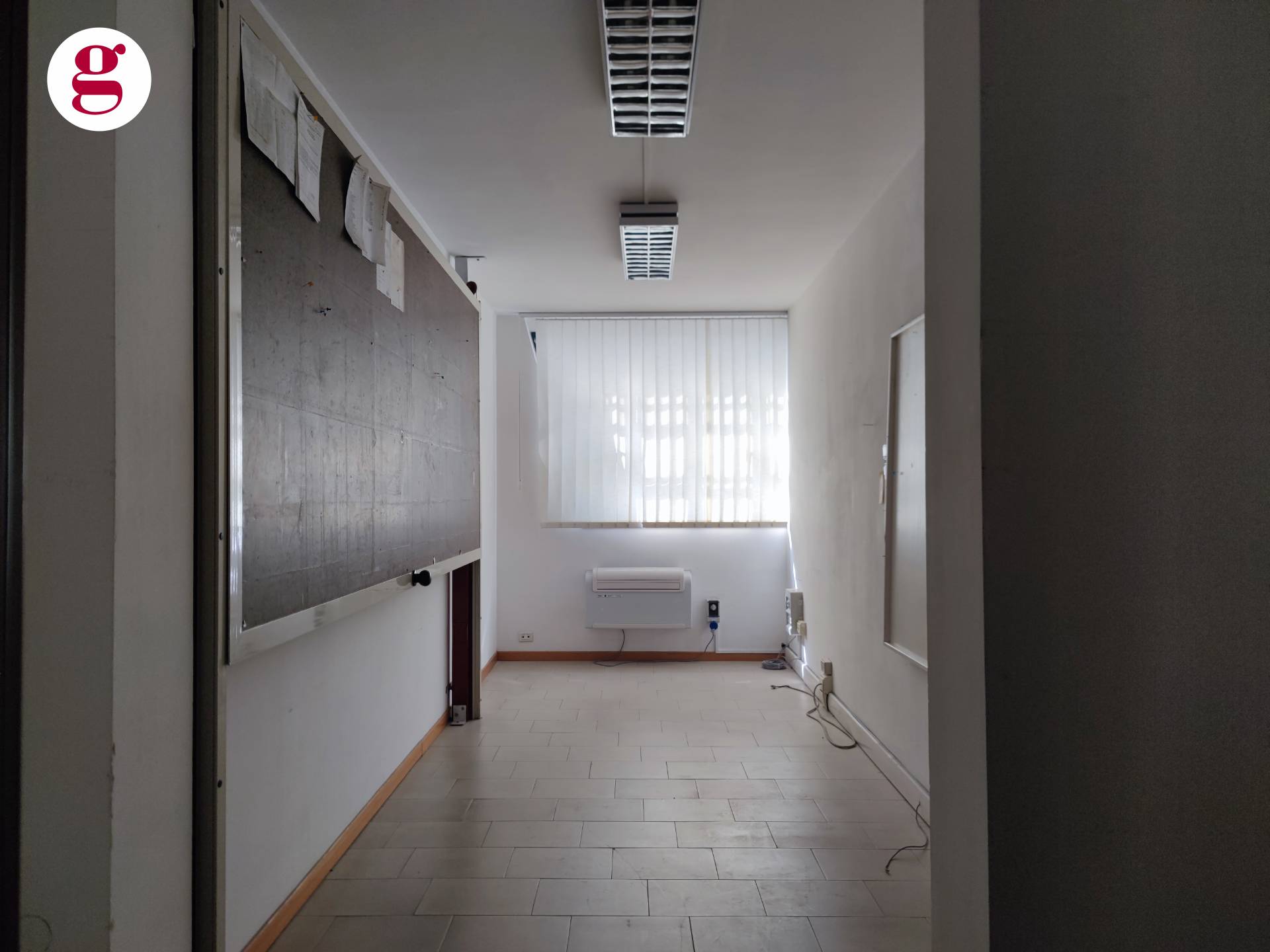 Locale commerciale in affitto a Vasto, Vasto Paese