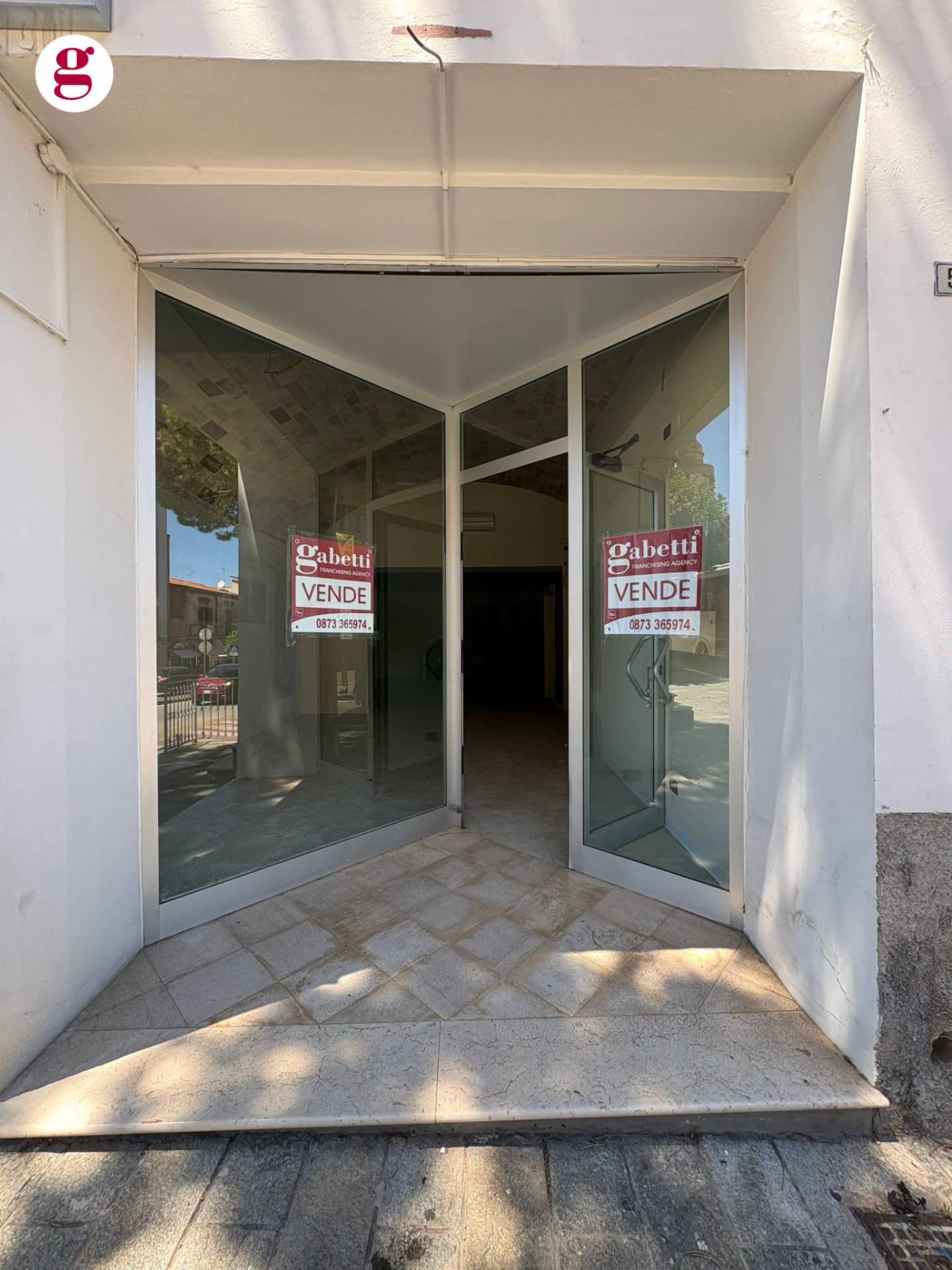 Locale commerciale in vendita a Vasto, Vasto Paese