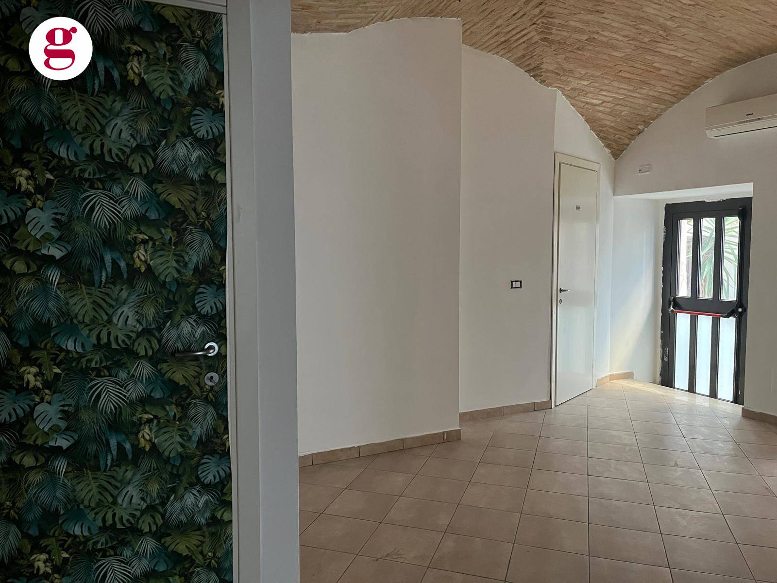Locale commerciale in affitto a Vasto, Vasto Paese