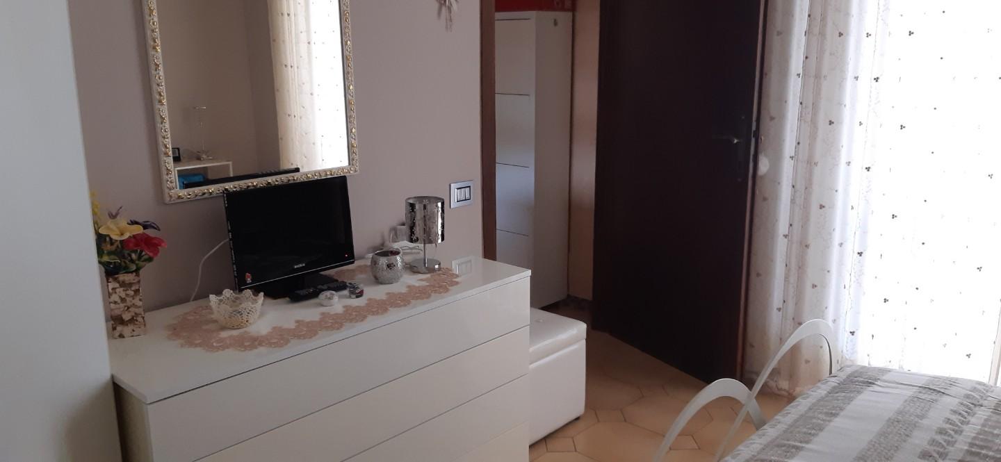 Trilocale con terrazzi, Castelfiorentino petrazzi