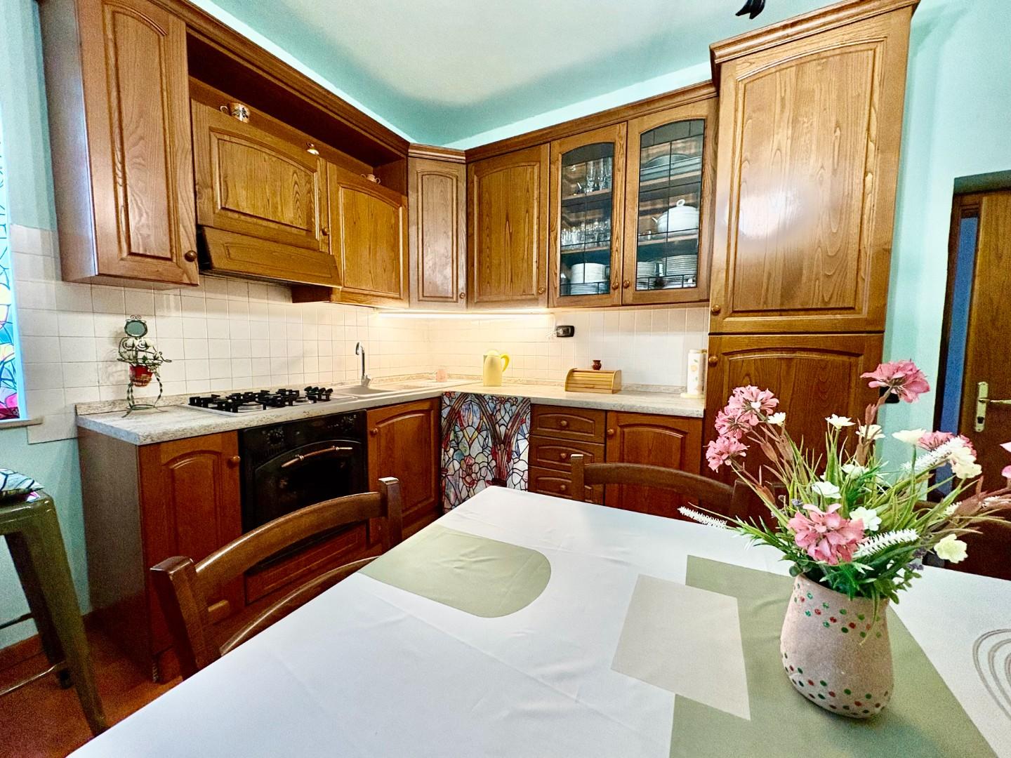 Quadrilocale in vendita, Montaione mura