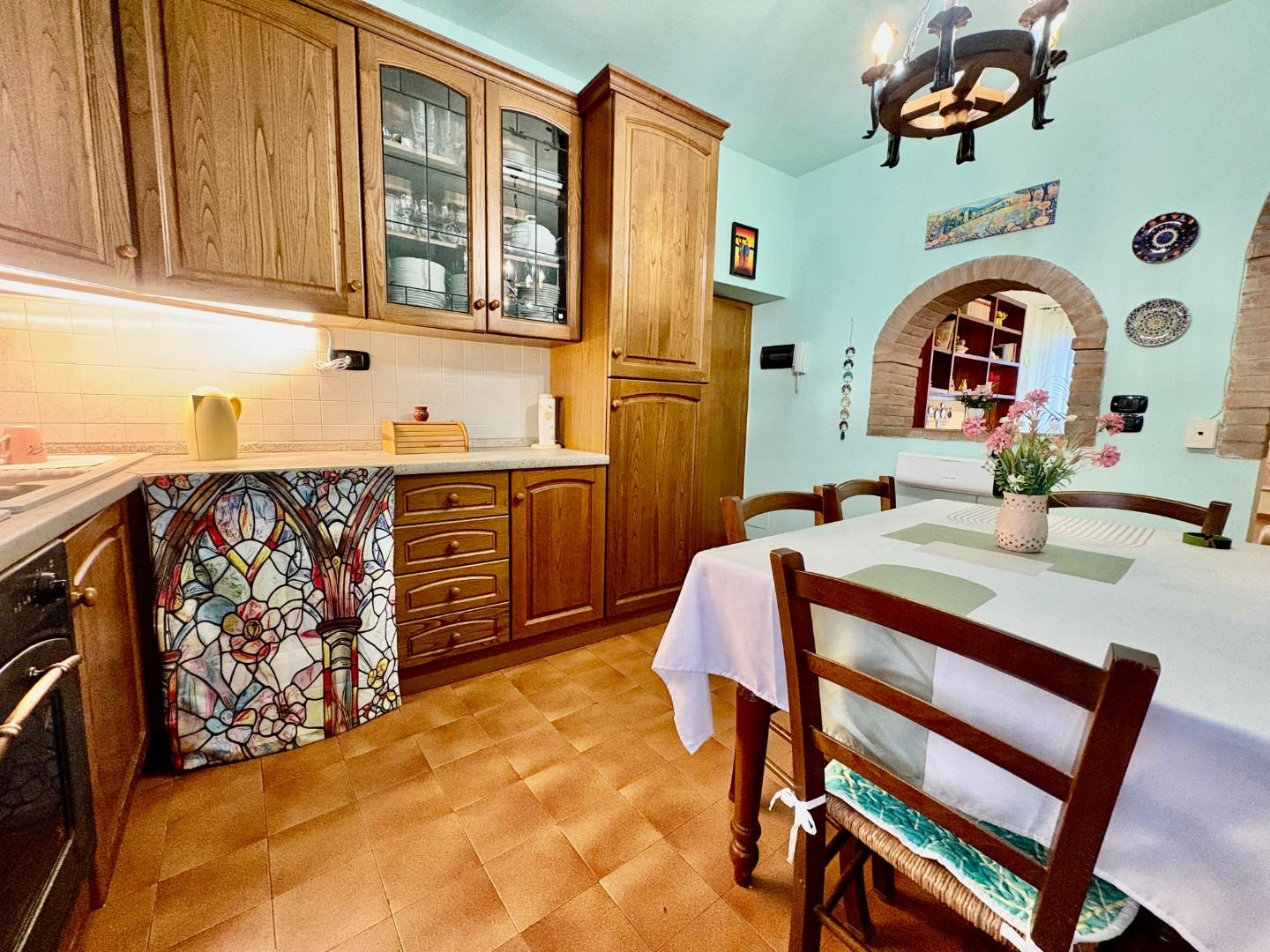 Quadrilocale in vendita, Montaione mura