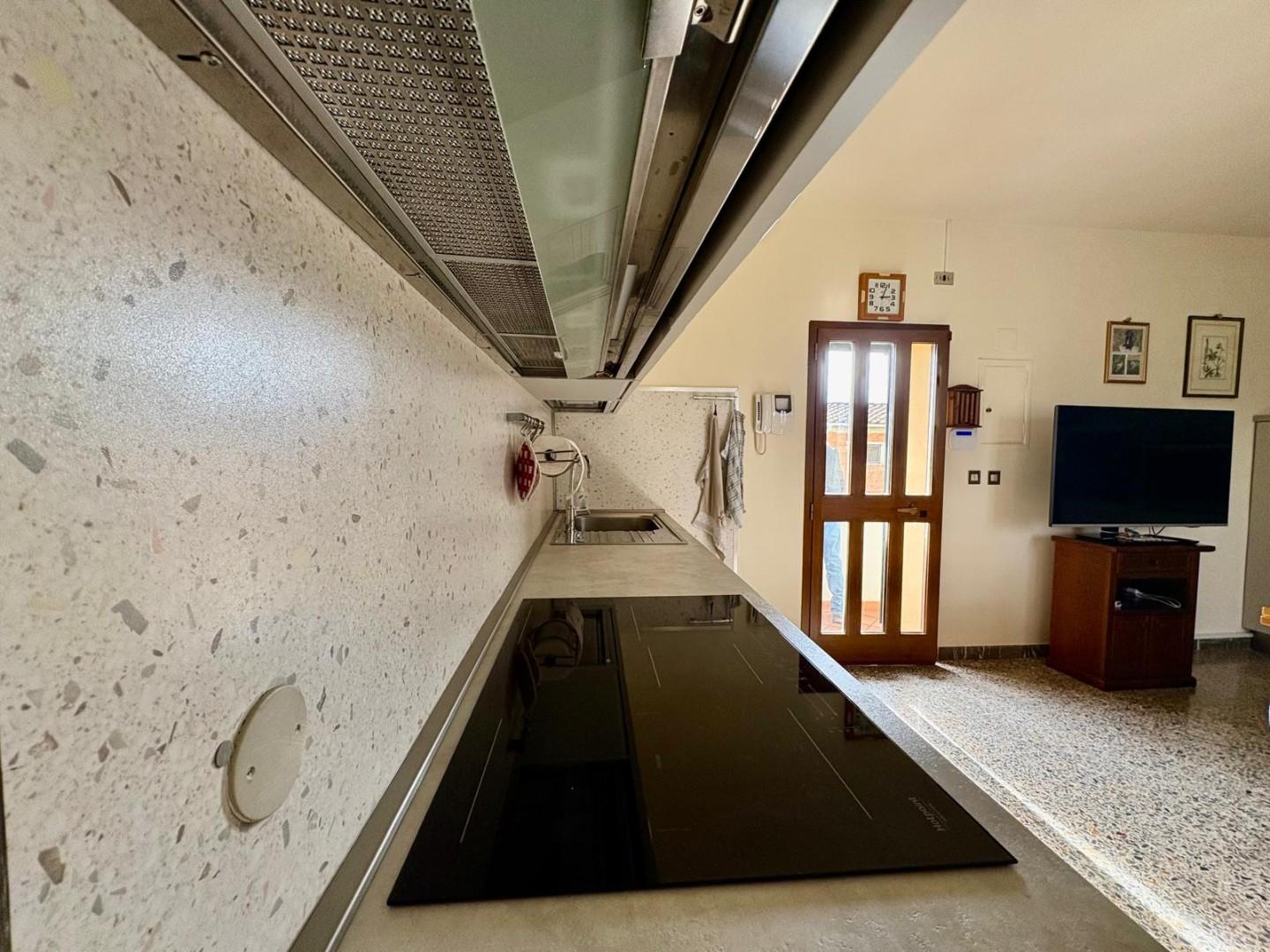 Casa indipendente con giardino a Castelfiorentino