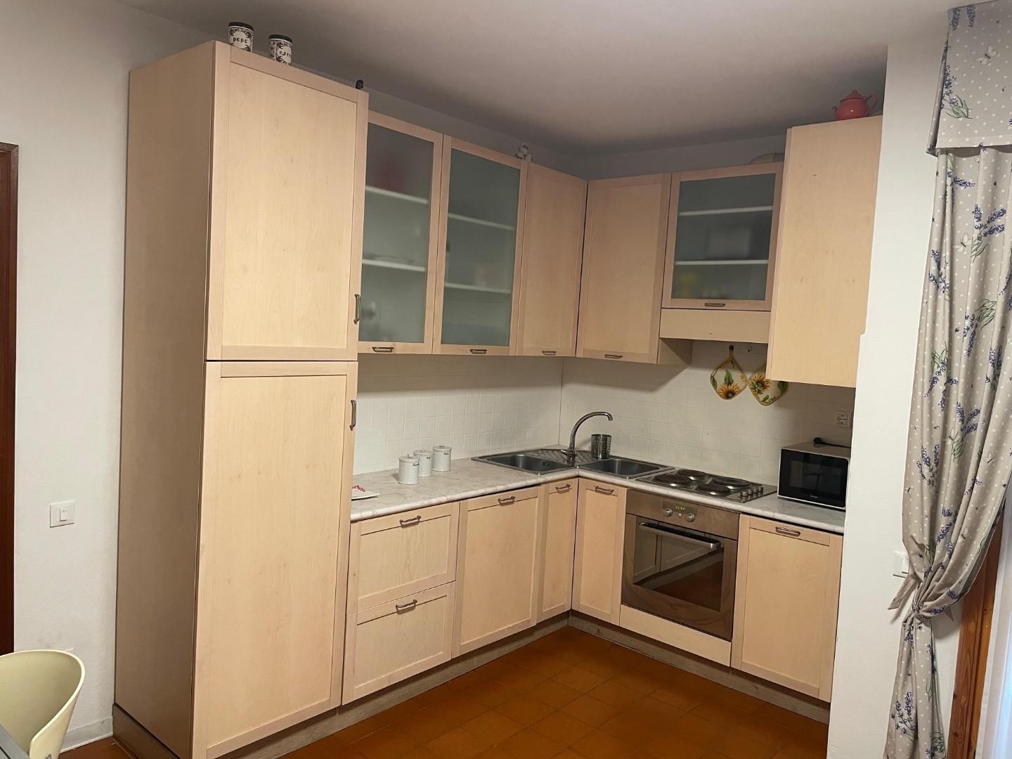 Bilocale con terrazzo, Cecina marina