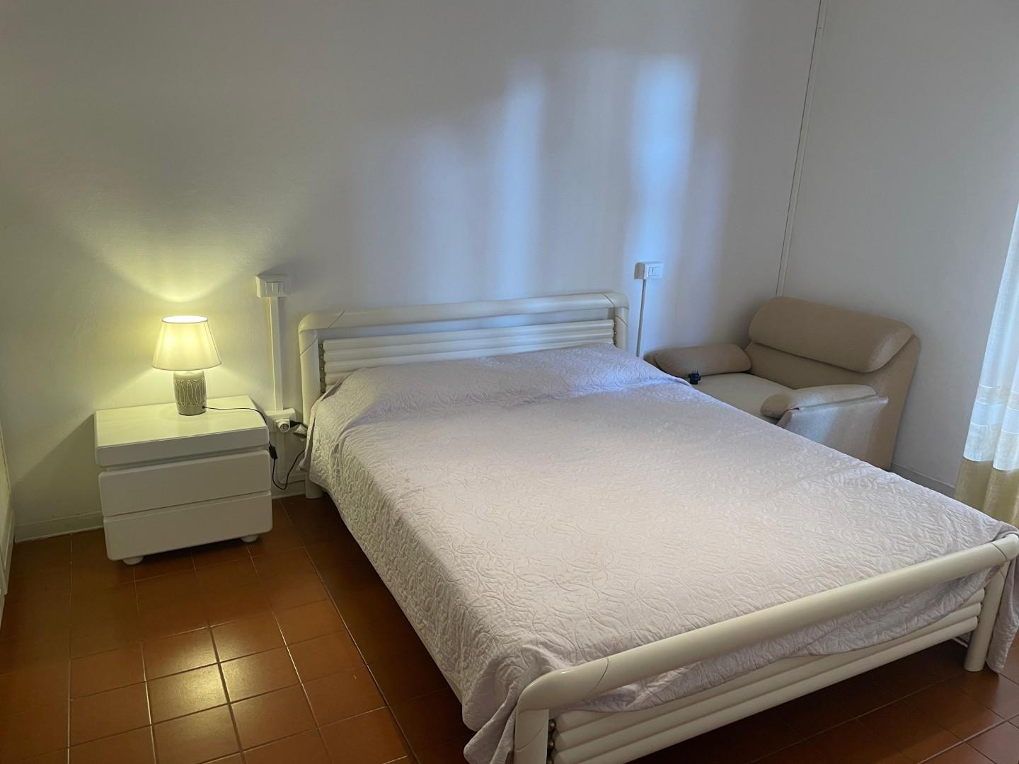 Bilocale con terrazzo, Cecina marina