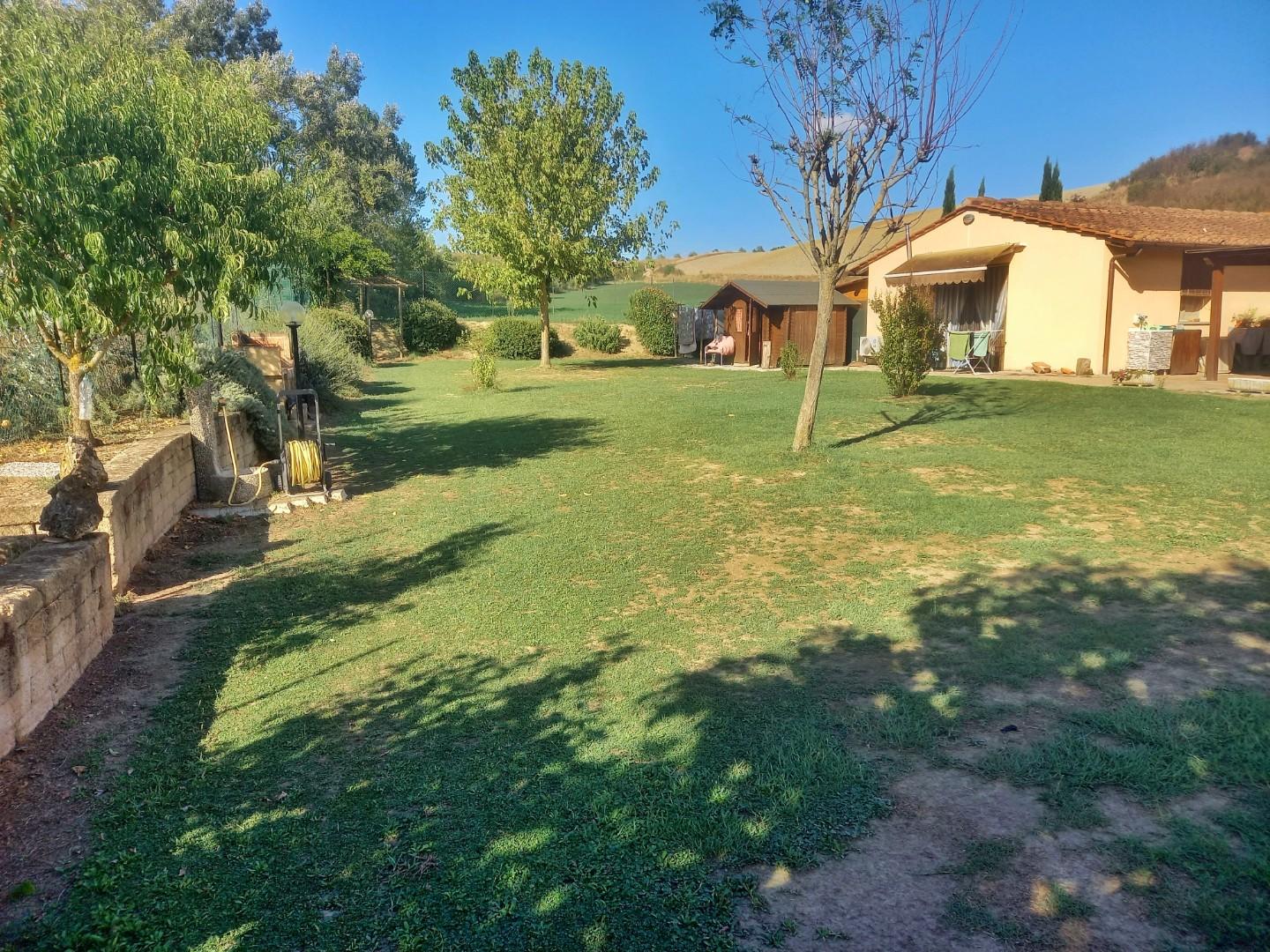 Rustico con giardino a Castelfiorentino
