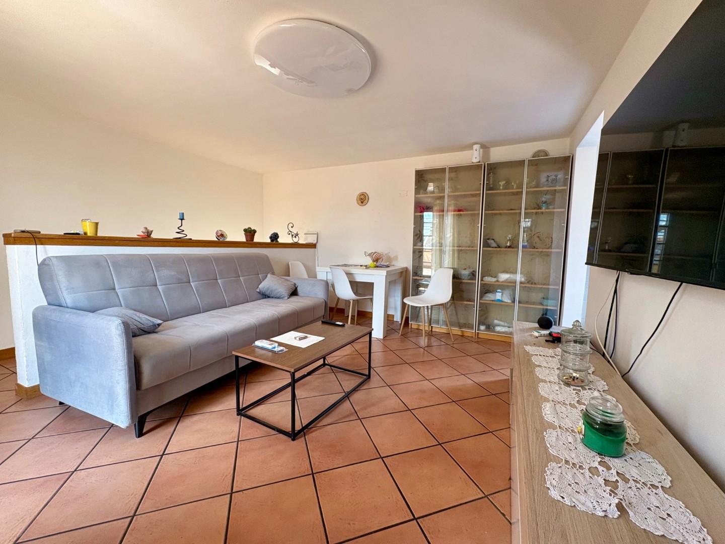 Trilocale con terrazzi a Santa Croce sull'Arno