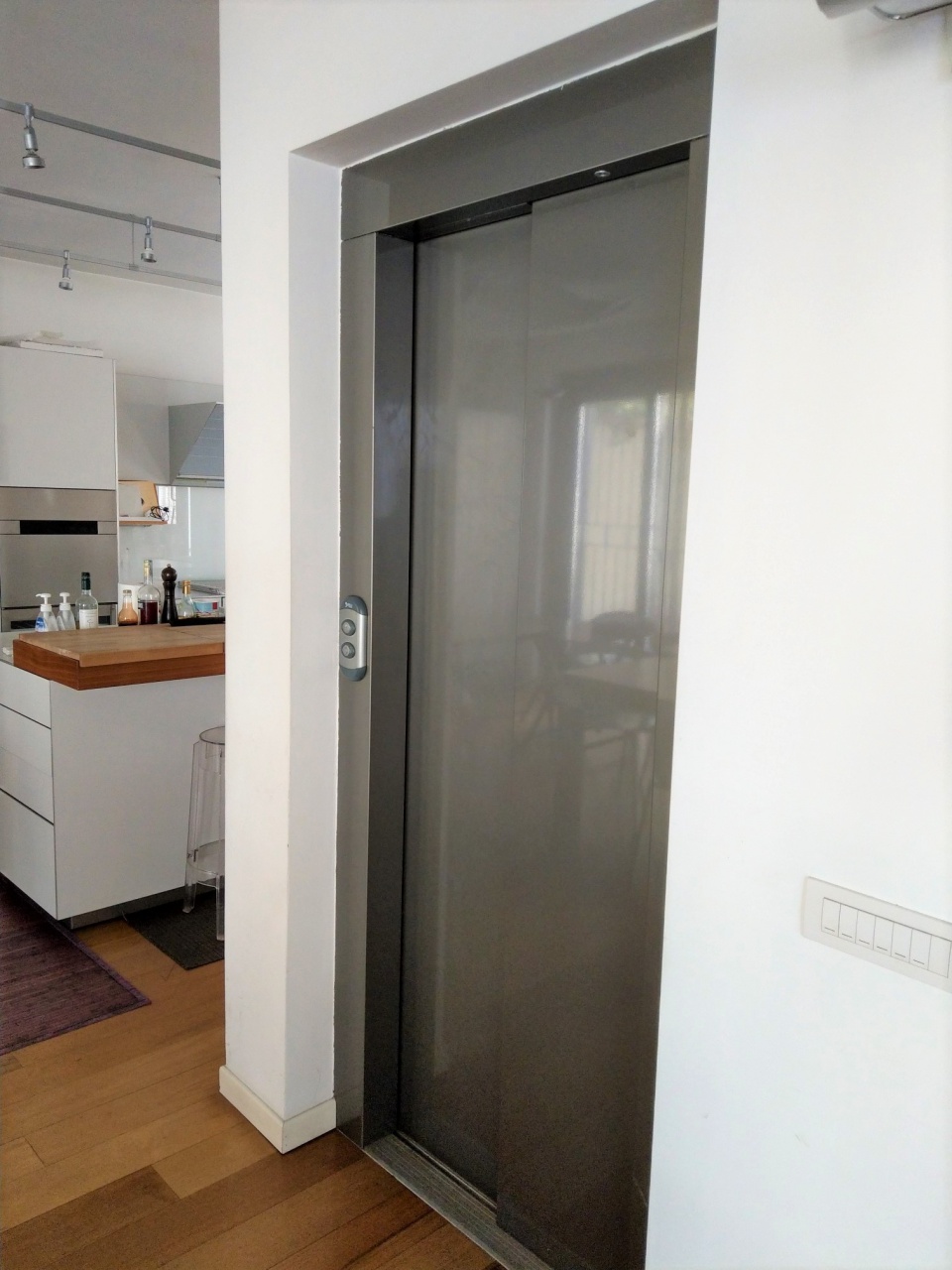 Casa indipendente in vendita a Desio