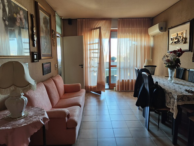 Quadrilocale con terrazzo a Milano