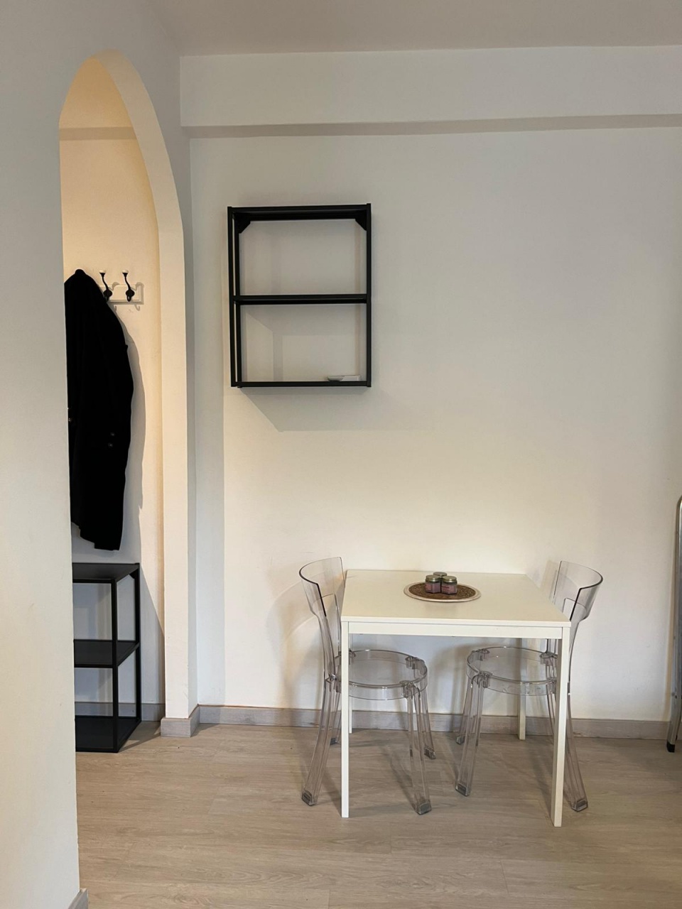 Monolocale arredato in affitto a Milano