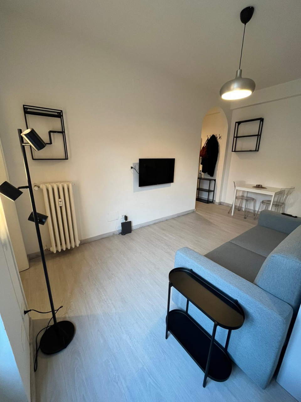 Monolocale arredato in affitto a Milano