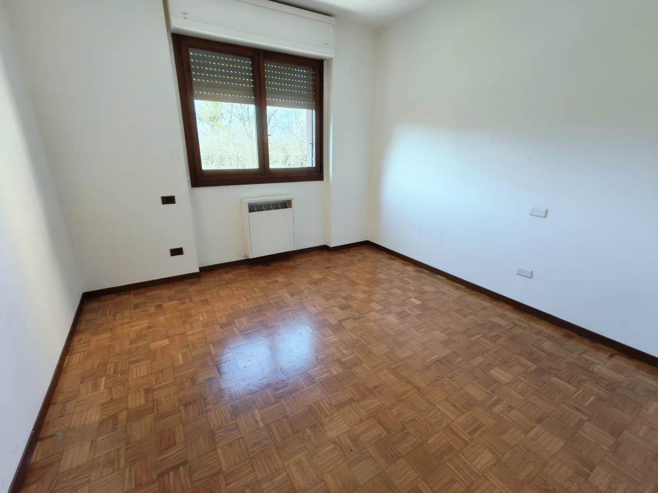 Trilocale con terrazzo a Cinisello Balsamo