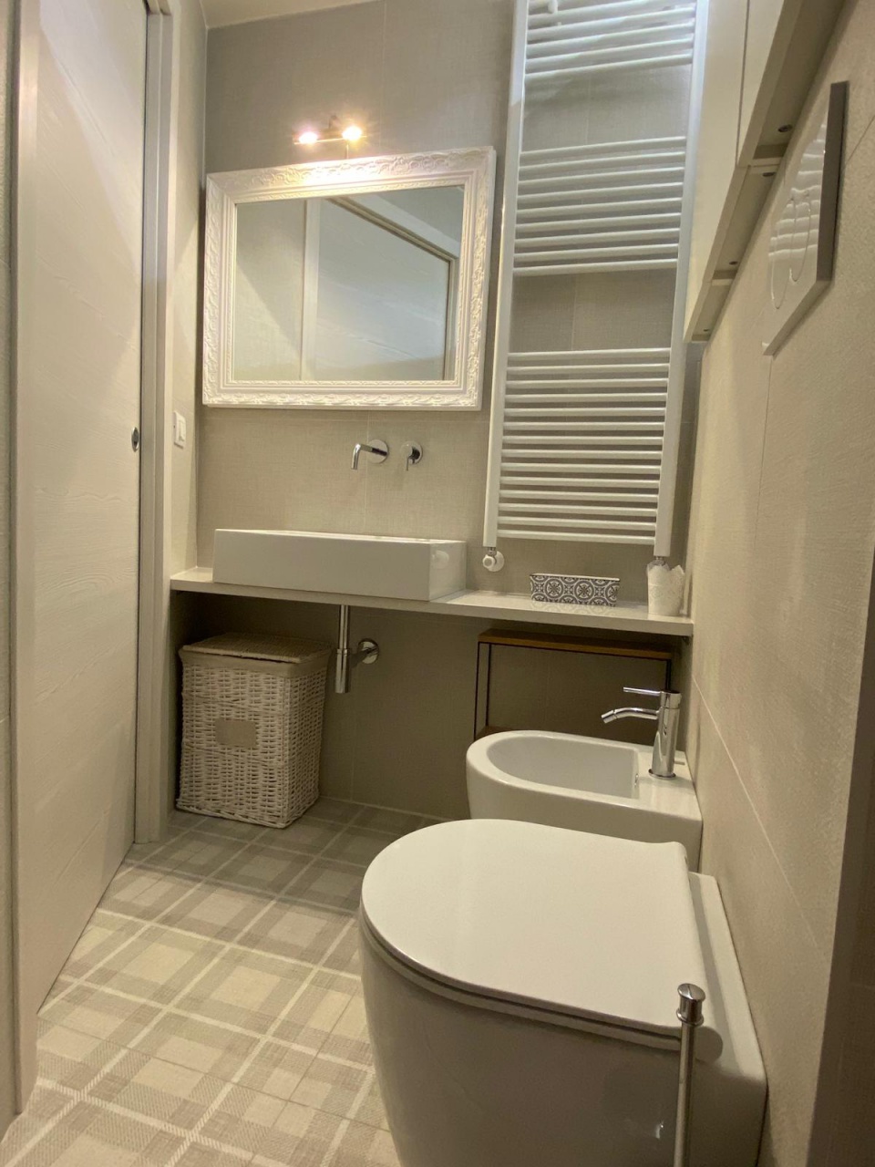 Bilocale arredato in affitto a Milano