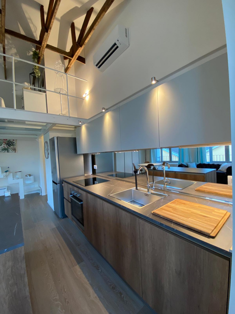 Bilocale arredato in affitto a Milano