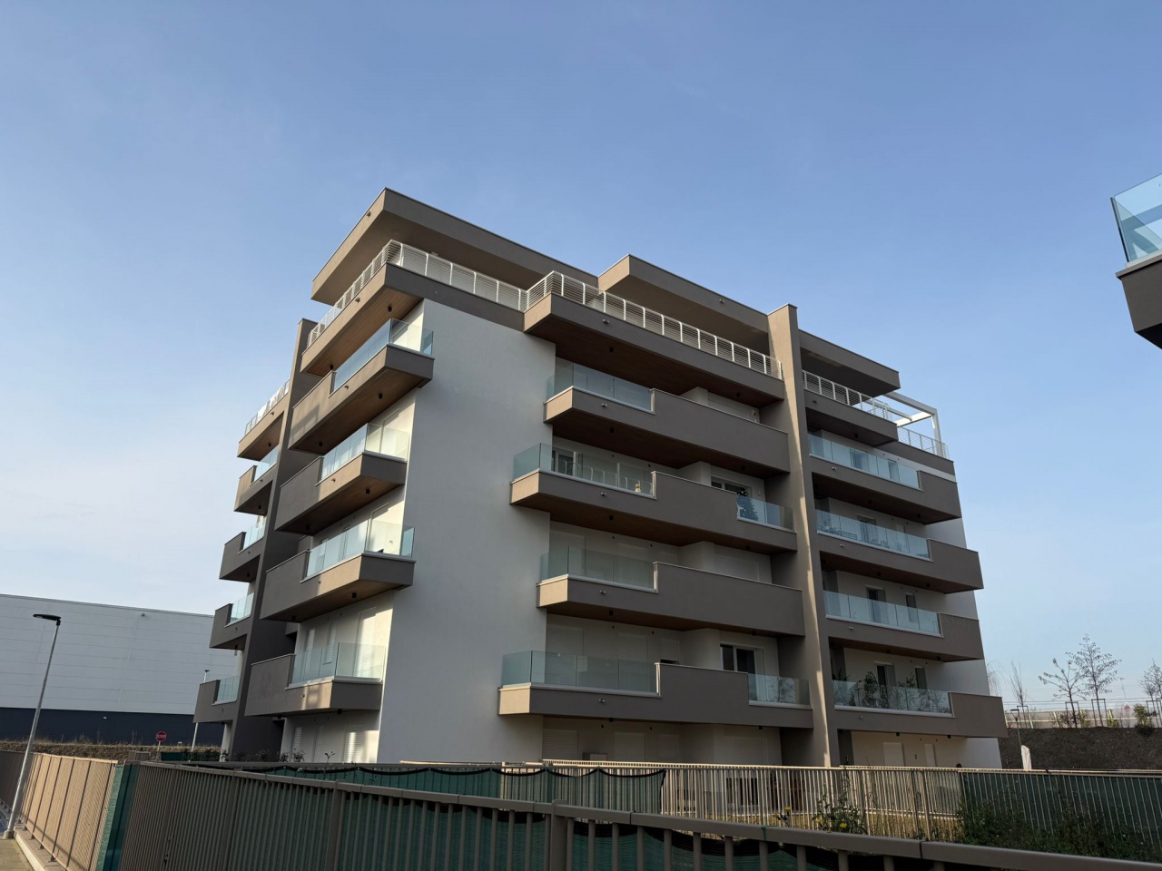 Trilocale con terrazzo a Cassina de' Pecchi