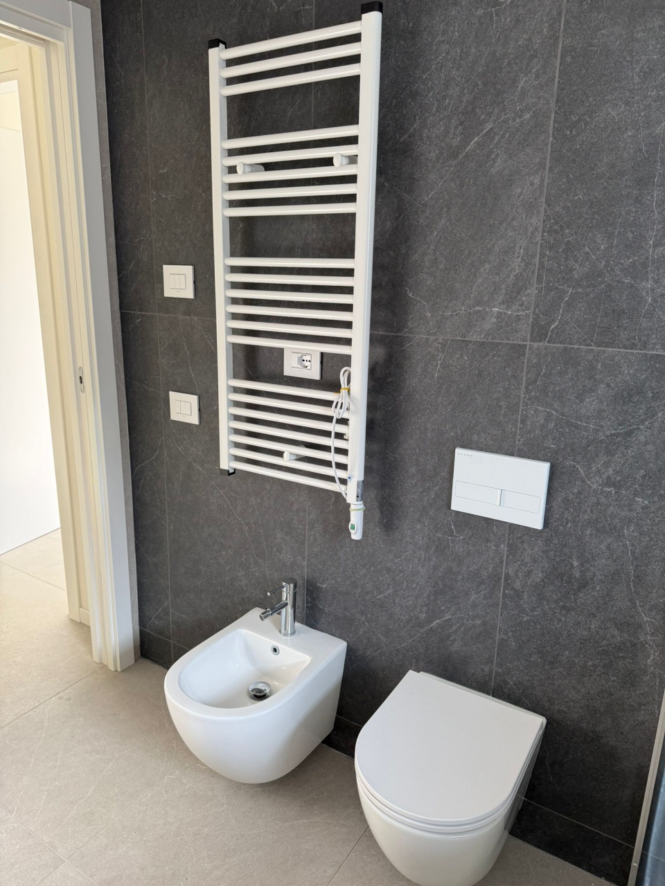 Trilocale con terrazzo a Cassina de' Pecchi